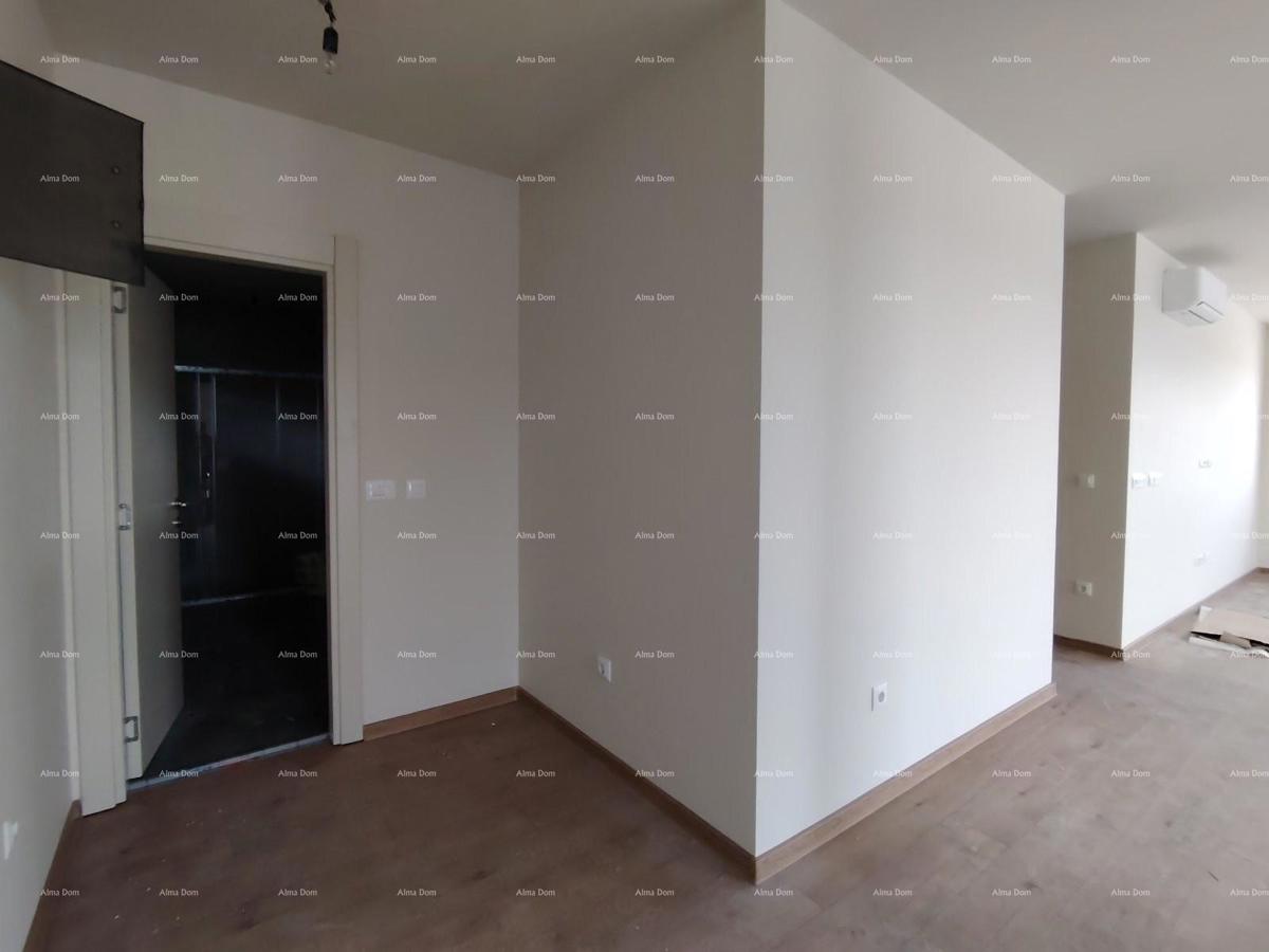 Poreč, Veli Maj, ATTICO CON VISTA PANORAMICA SUL MARE