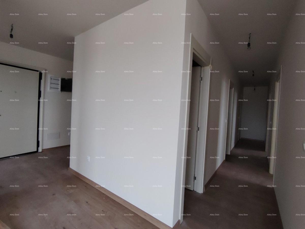 Poreč, Veli Maj, ATTICO CON VISTA PANORAMICA SUL MARE