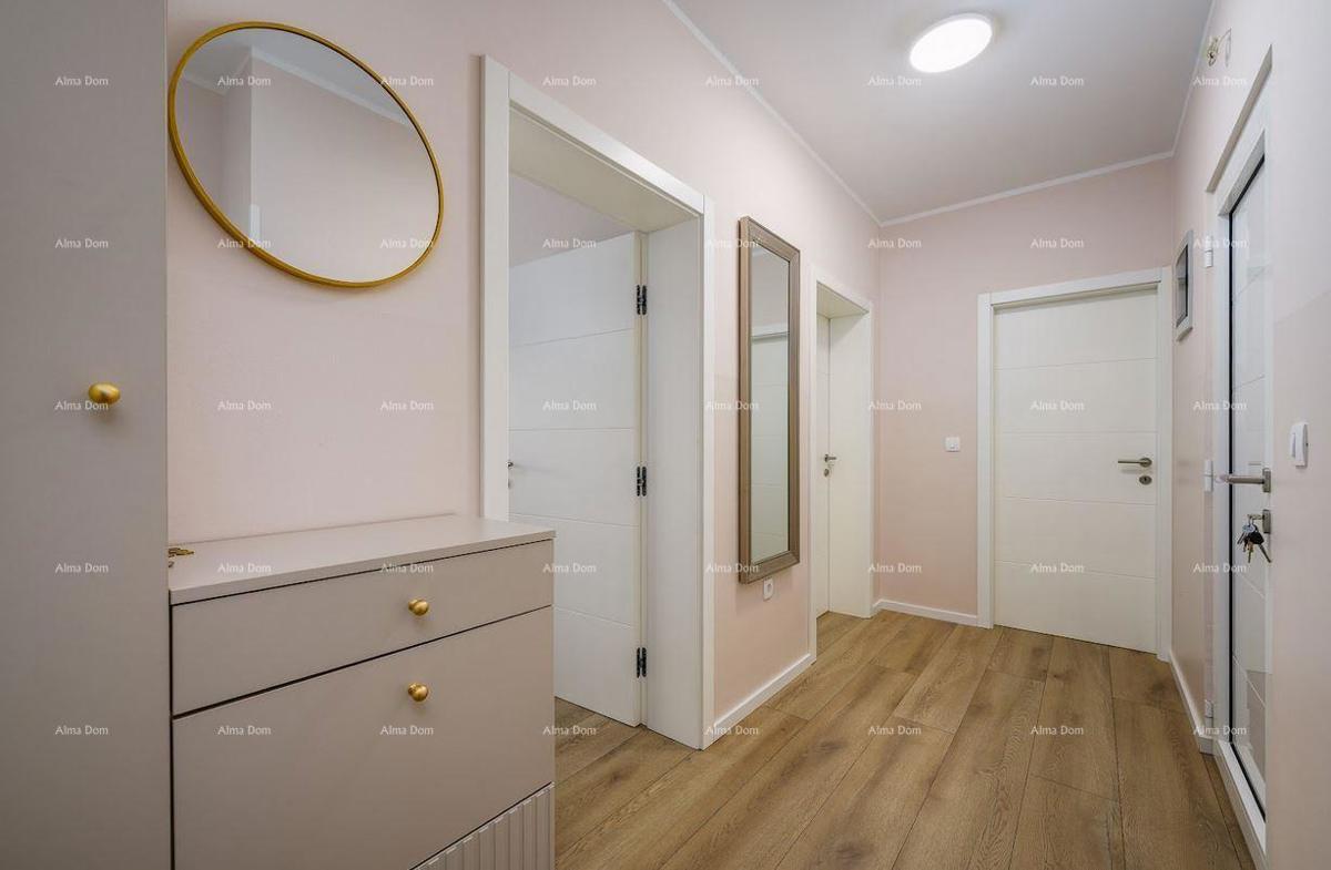 Appartamento in vendita, Parenzo