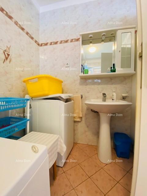 Casa spaziosa a Pola con grande cortile e numerose possibilità