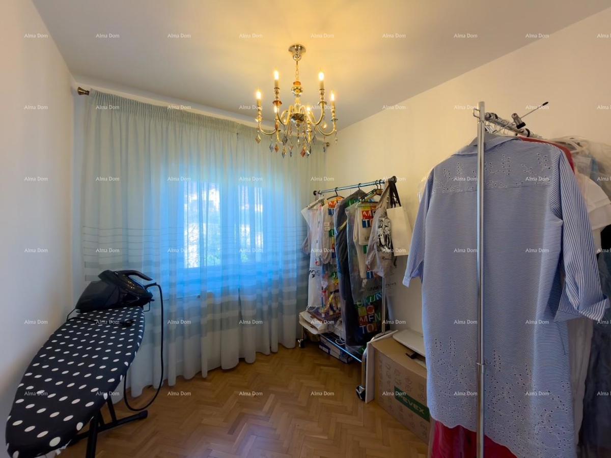 Ližnjan, casa ristrutturata e completamente arredata con garage e cantina