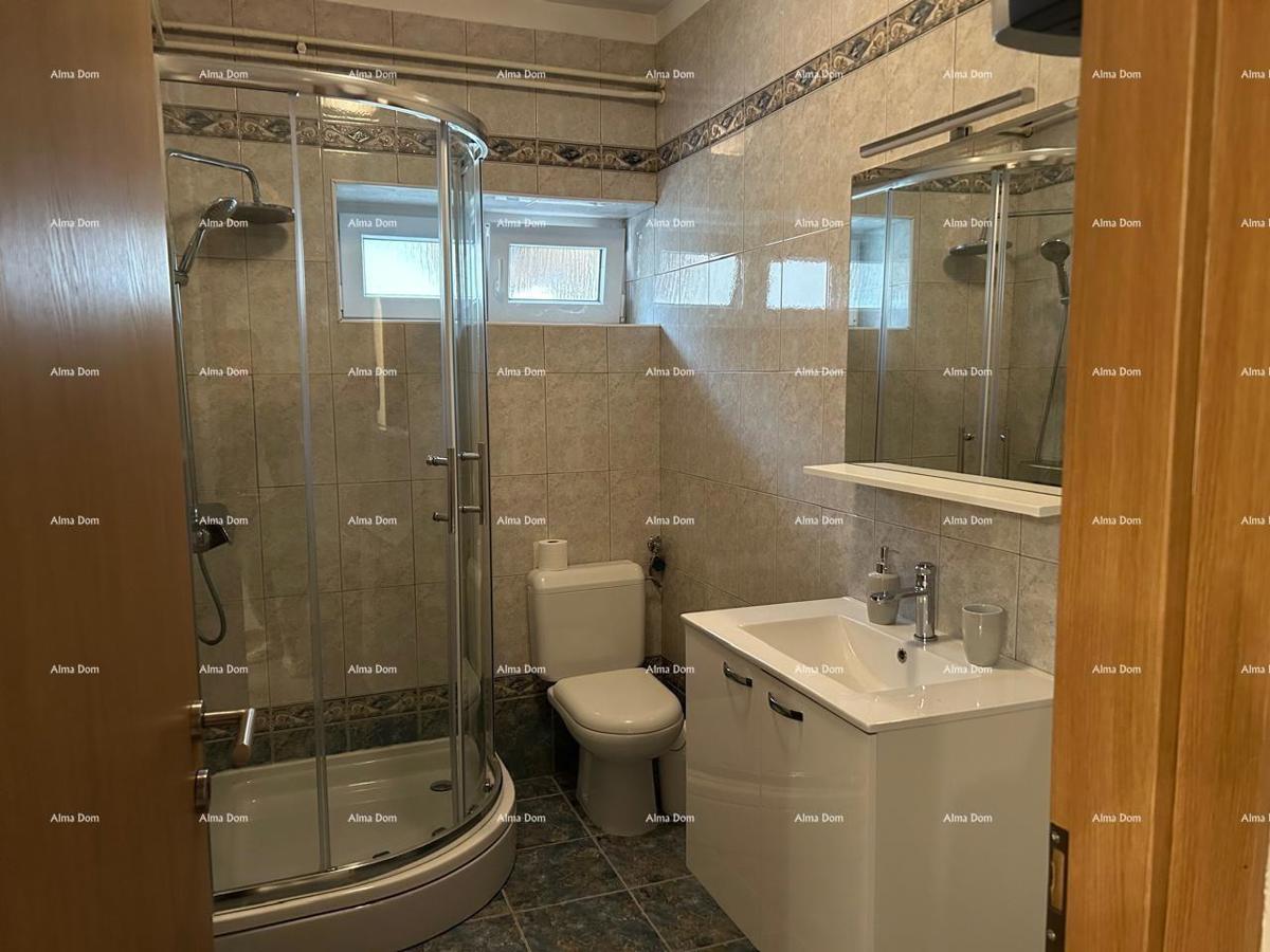 Ližnjan, casa ristrutturata e completamente arredata con garage e cantina