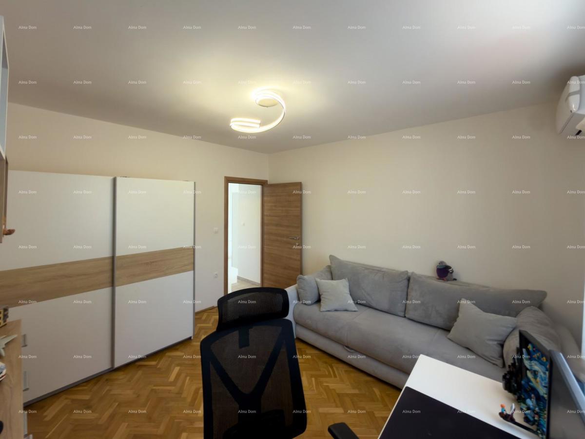 Ližnjan, casa ristrutturata e completamente arredata con garage e cantina