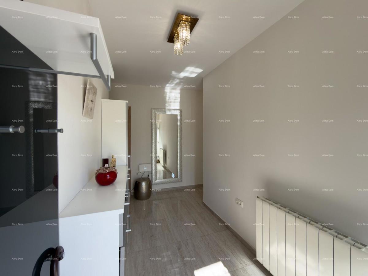 Ližnjan, casa ristrutturata e completamente arredata con garage e cantina