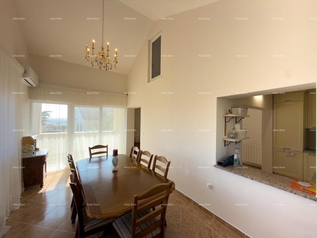 Ližnjan, casa ristrutturata e completamente arredata con garage e cantina