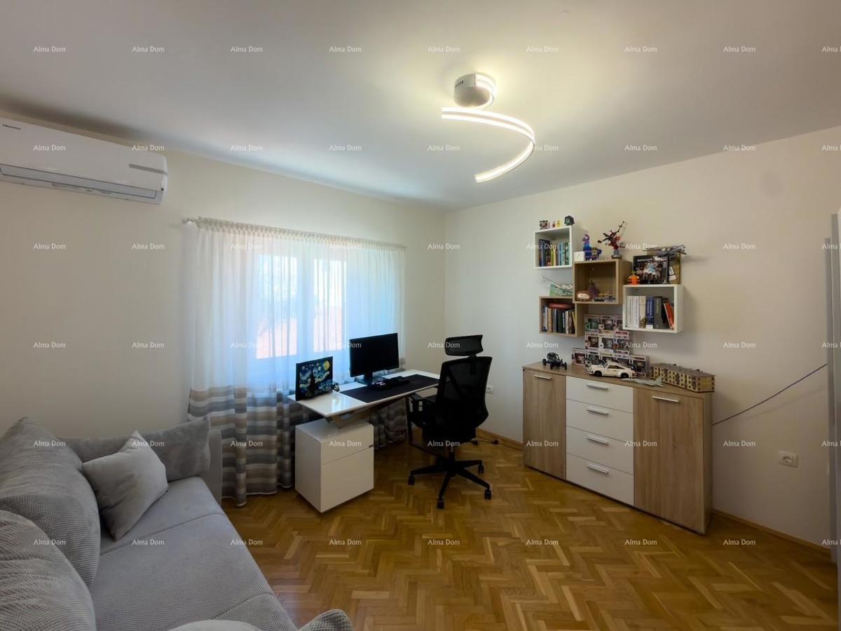 Ližnjan, casa ristrutturata e completamente arredata con garage e cantina