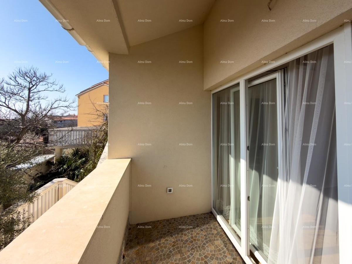 Ližnjan, casa ristrutturata e completamente arredata con garage e cantina