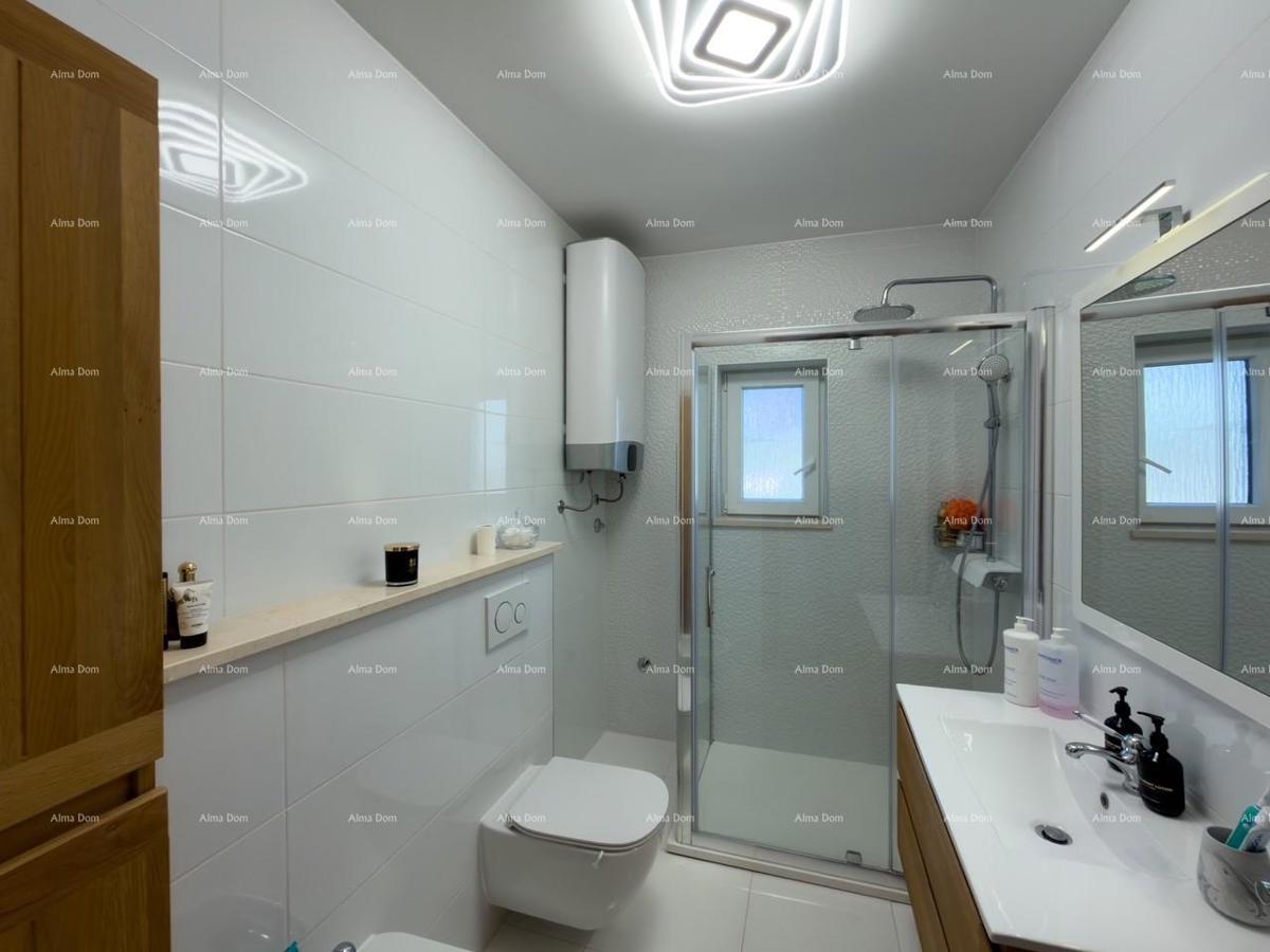 Ližnjan, casa ristrutturata e completamente arredata con garage e cantina