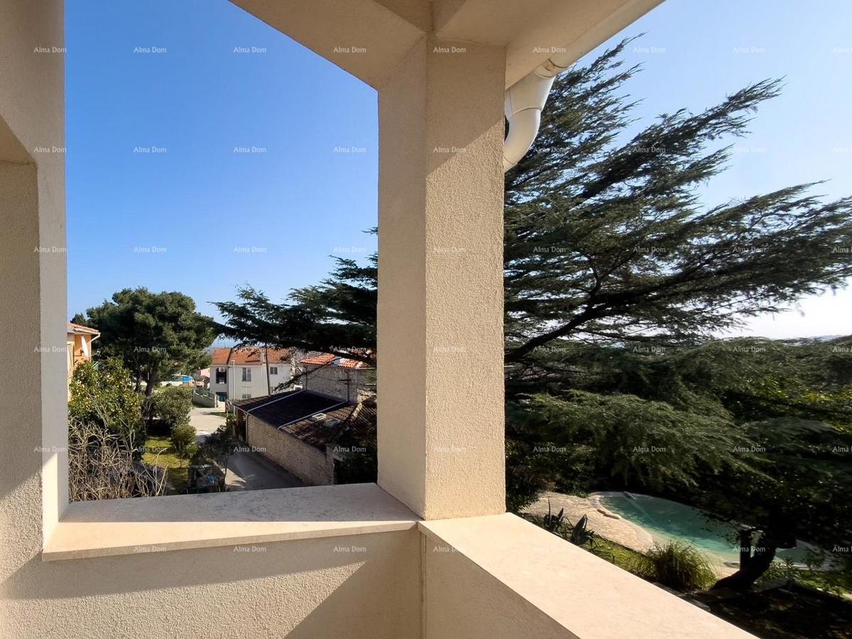 Ližnjan, casa ristrutturata e completamente arredata con garage e cantina