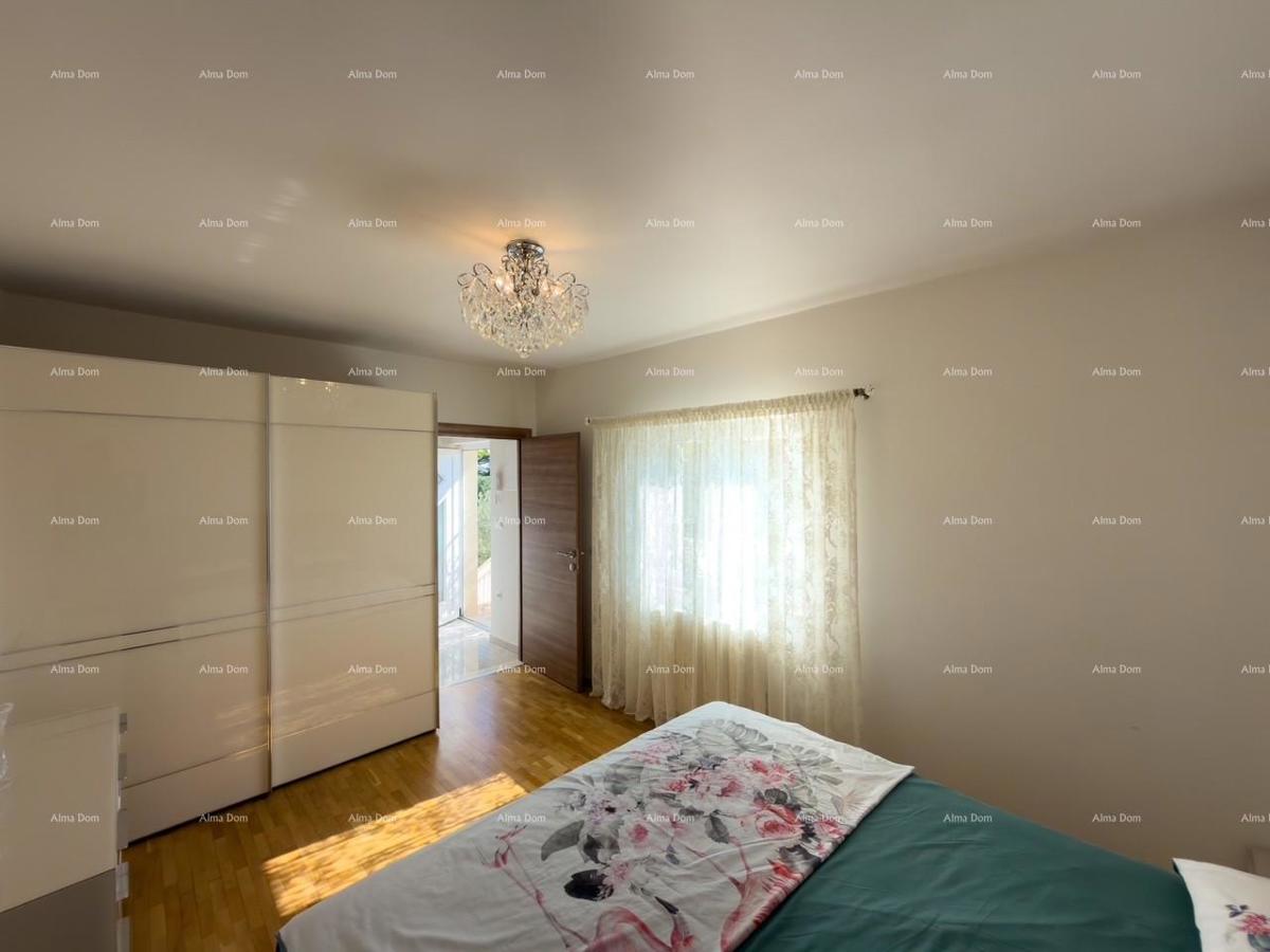 Ližnjan, casa ristrutturata e completamente arredata con garage e cantina