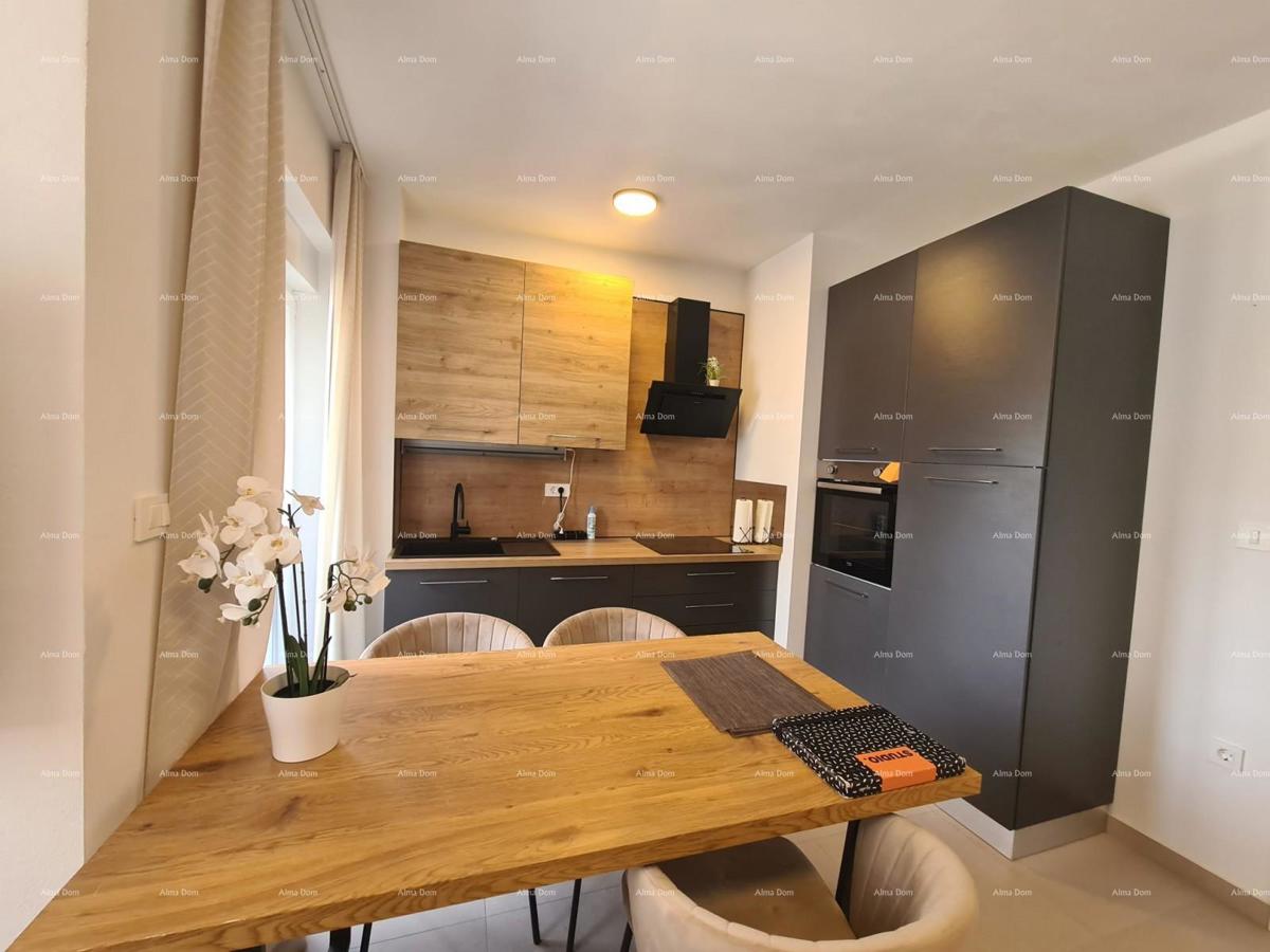 Medulin – appartamento da sogno in una posizione tranquilla, vicino alla spiaggia!