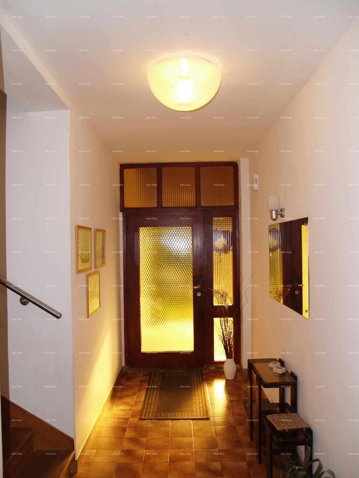 Ližnjan – Ampia casa familiare con grande potenziale