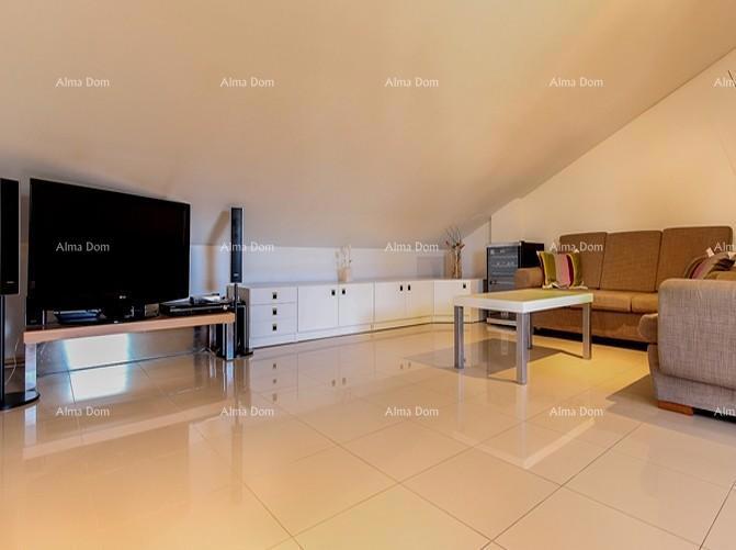 Ližnjan – Ampia casa familiare con grande potenziale