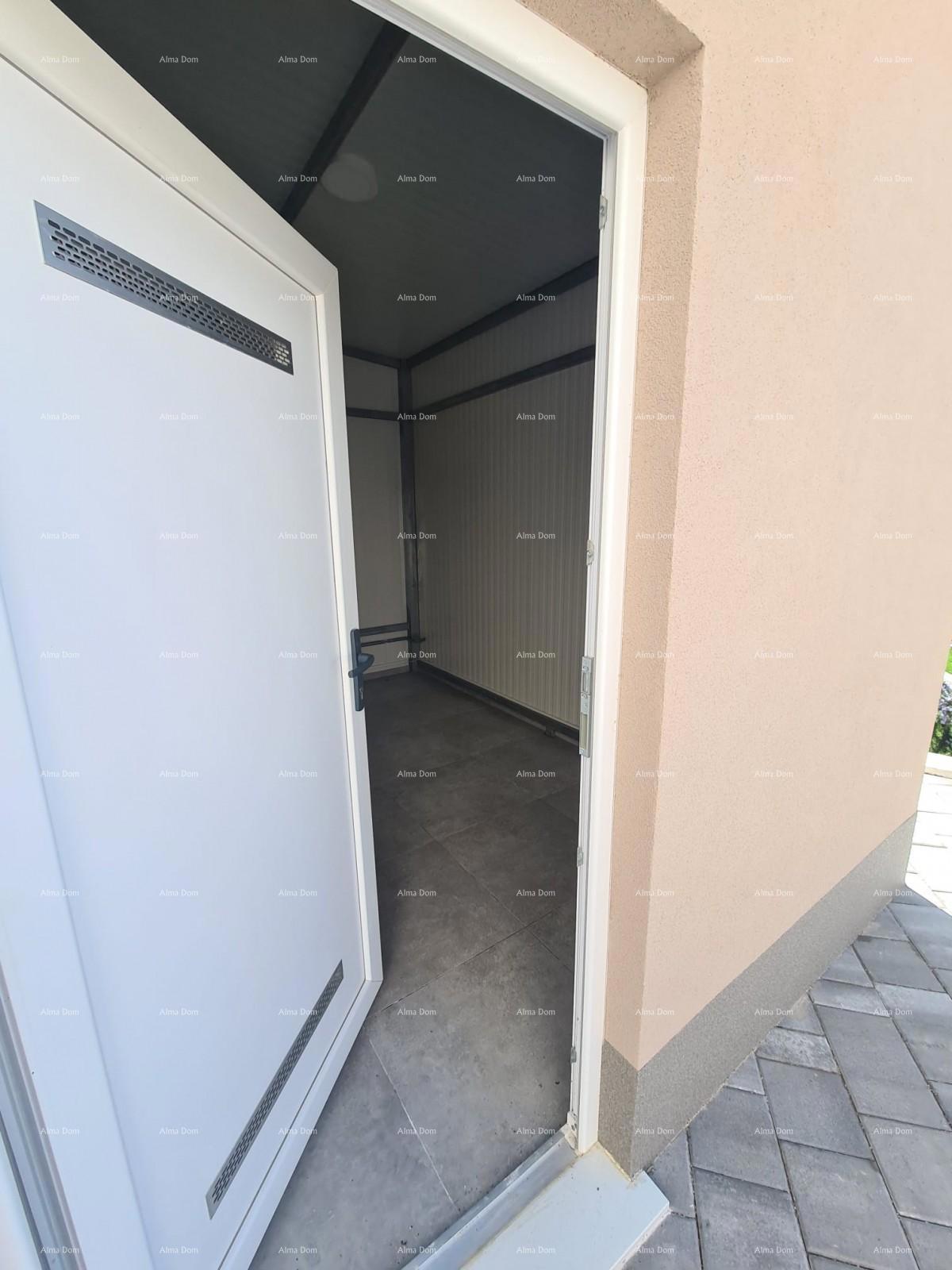 Moderna oasi con piscina e giardino privato a Banjole