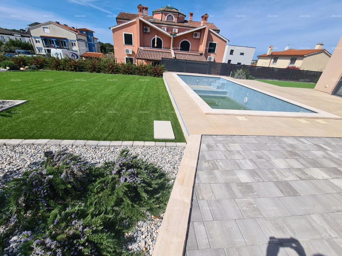 Moderna oasi con piscina e giardino privato a Banjole