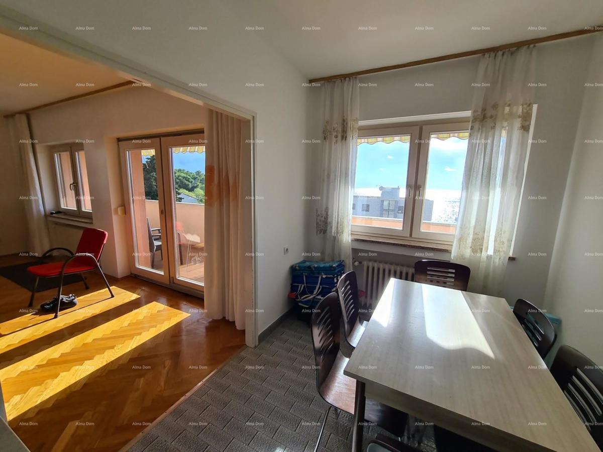 Pula. Zelenika! Casa indipendente! 50 metri dalla spiaggia! Vista mare!