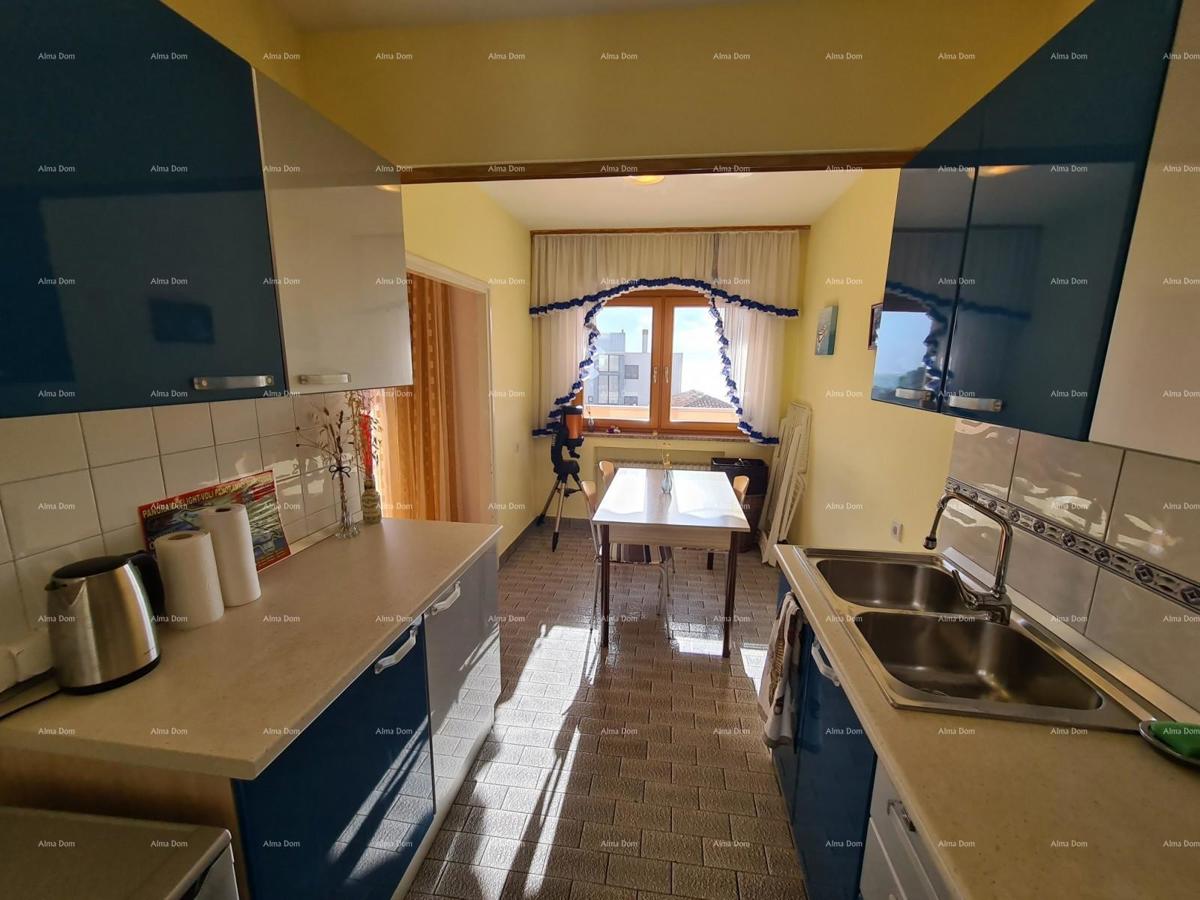 Pula. Zelenika! Casa indipendente! 50 metri dalla spiaggia! Vista mare!