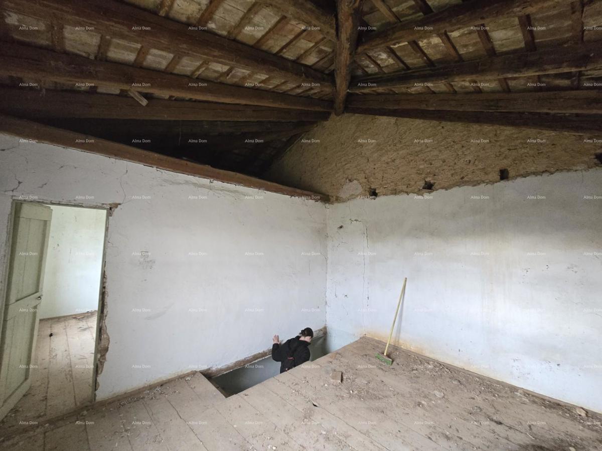 Galižana – casa in pietra con terreno edificabile e cisterna