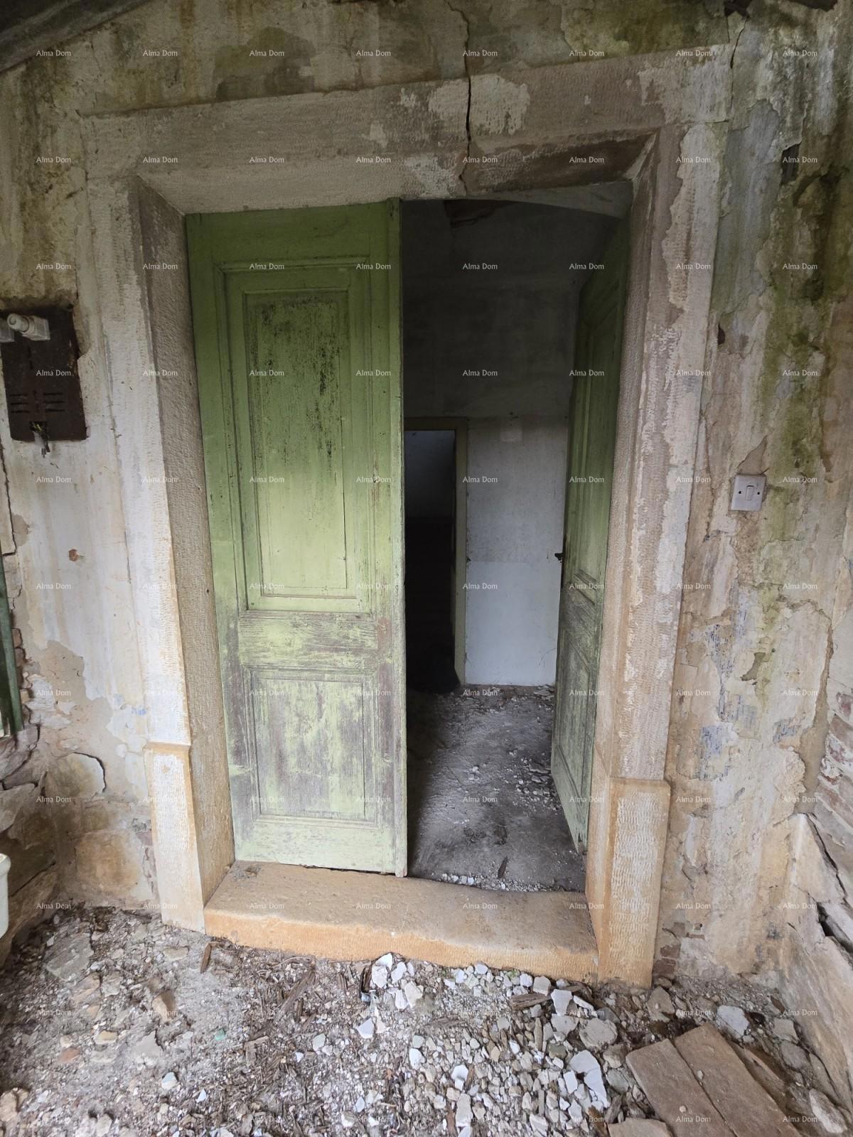 Galižana – casa in pietra con terreno edificabile e cisterna