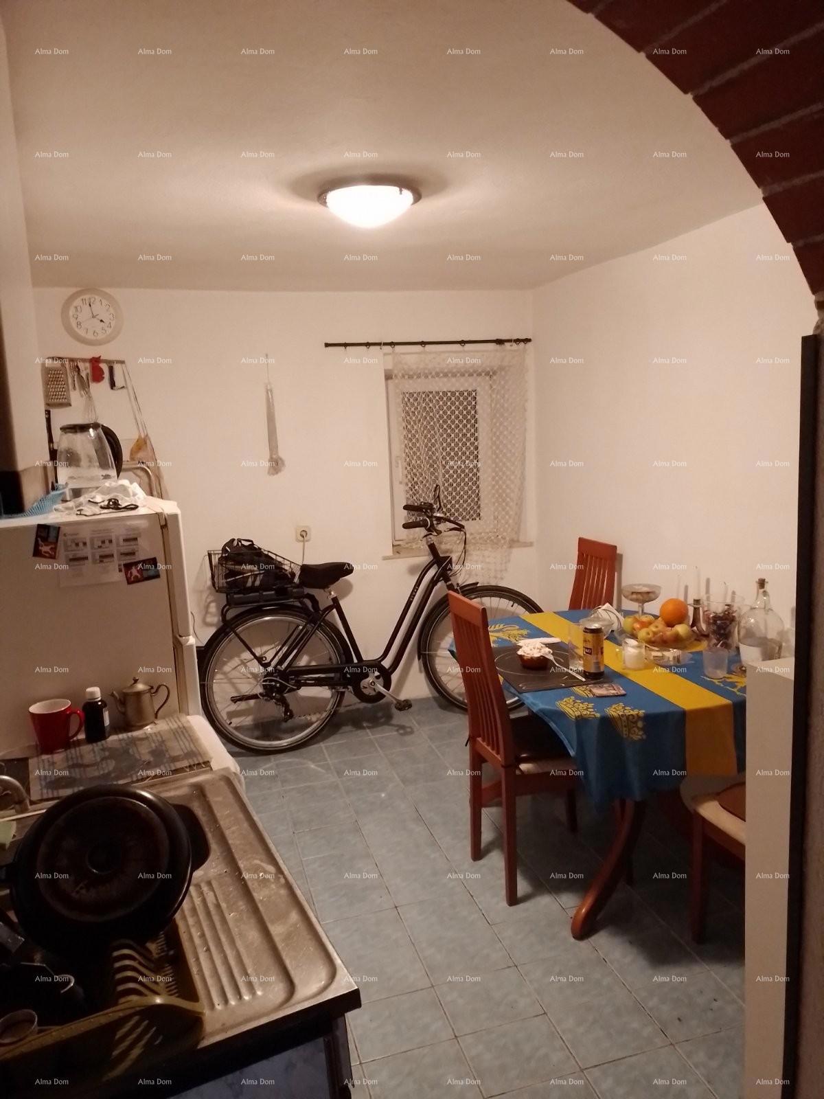 GALIŽANA – Casa in pietra nel centro di Galižana, vicino a Fažana e Brioni