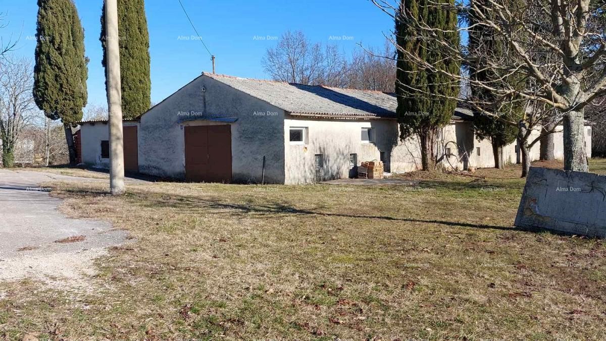 Terreno edificabile in vendita vicino a Gimino con annesso.