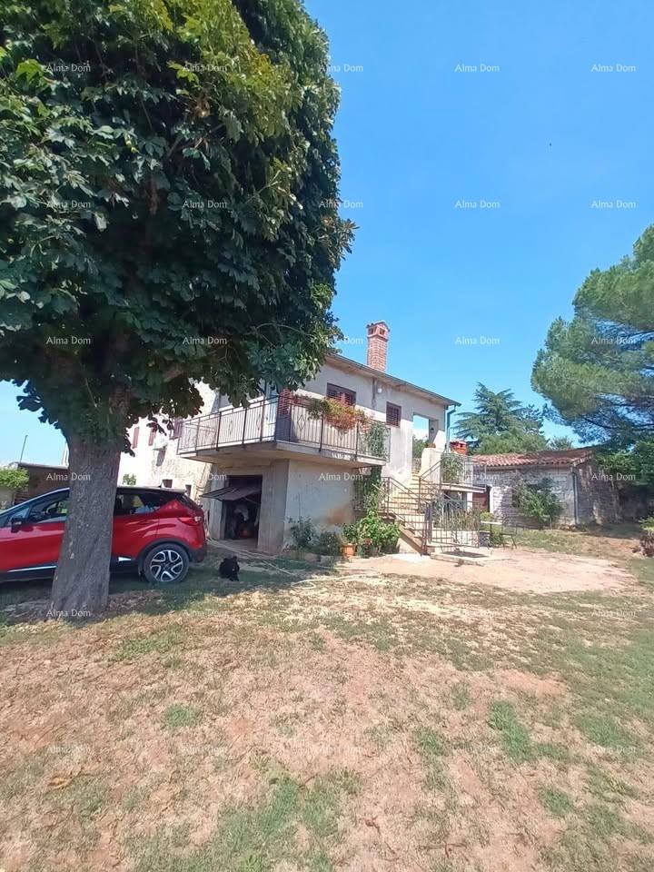 Vendiamo un'autentica casa in pietra a Stranići, Sveti Lovreč.