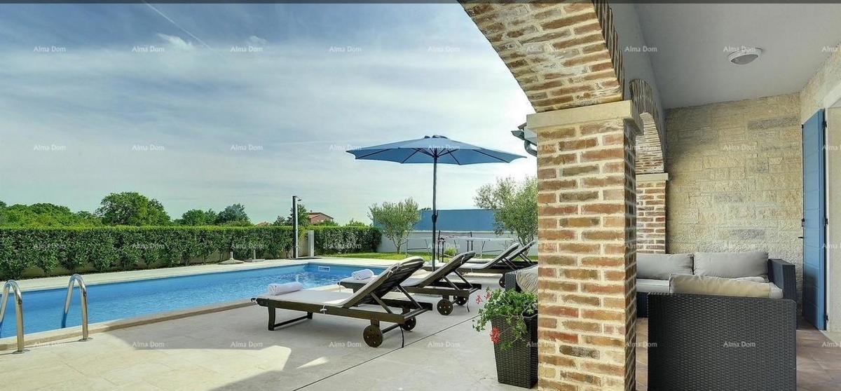 Vendita di bellissime ville con piscina in una posizione attraente, Pošesi, Medolino!  Community Verified icon