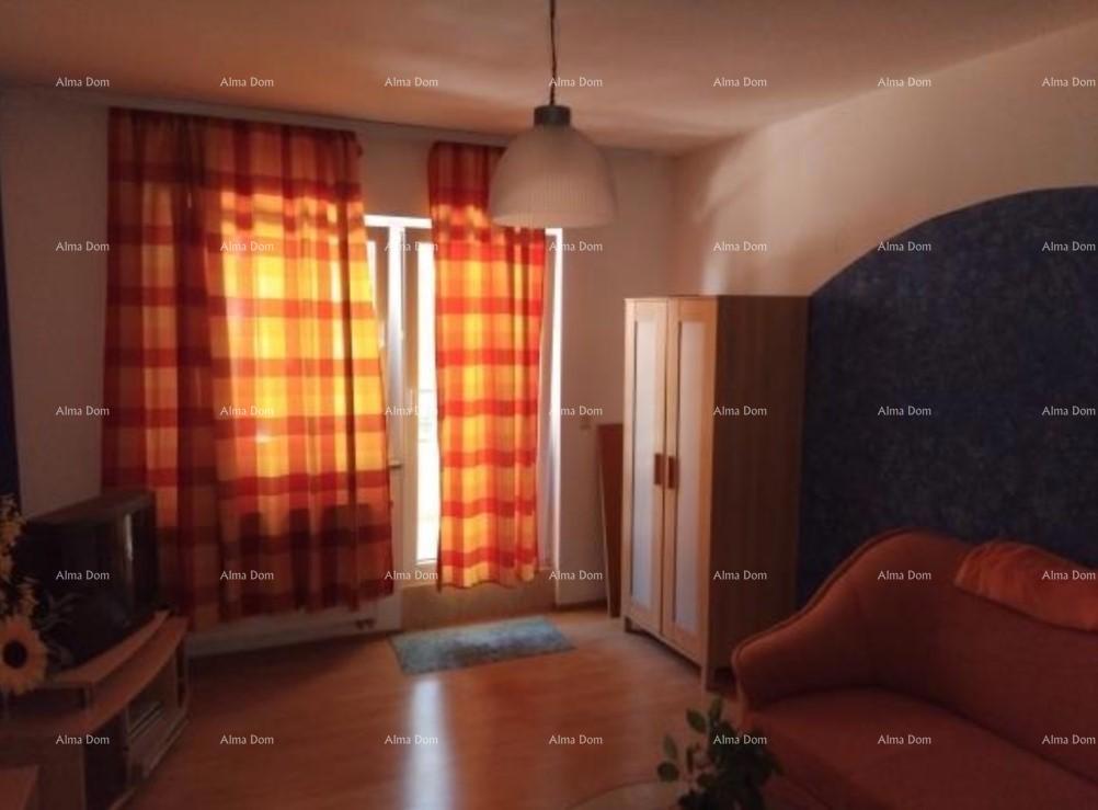 Casa con appartamenti a Fasana