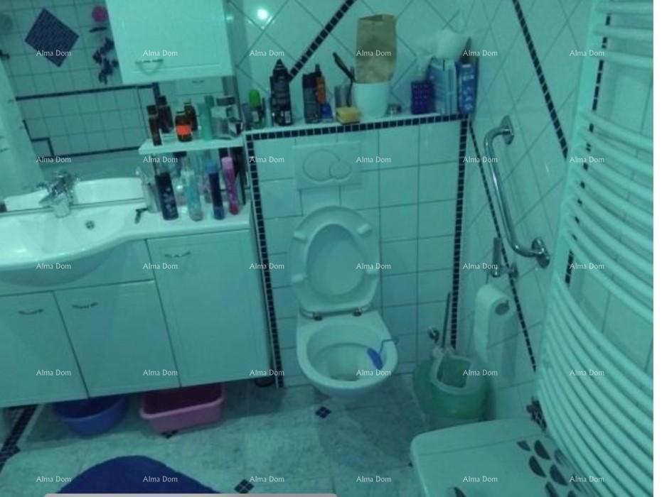 Casa con appartamenti a Fasana