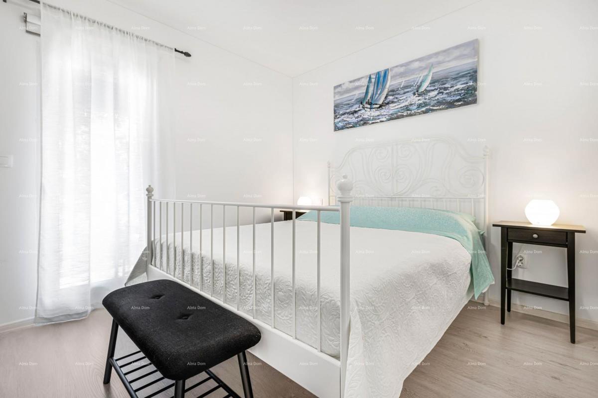 Vendita di due case collegate a Pomer