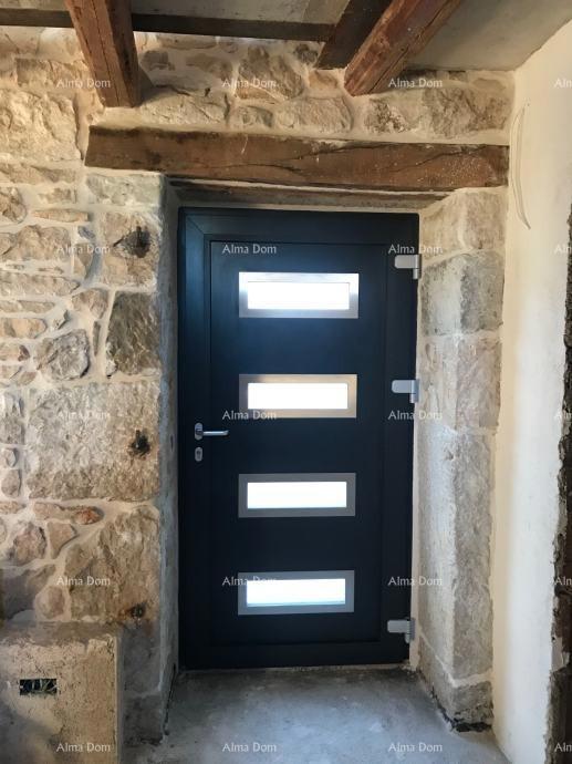 Casa in Pietra in Vendita