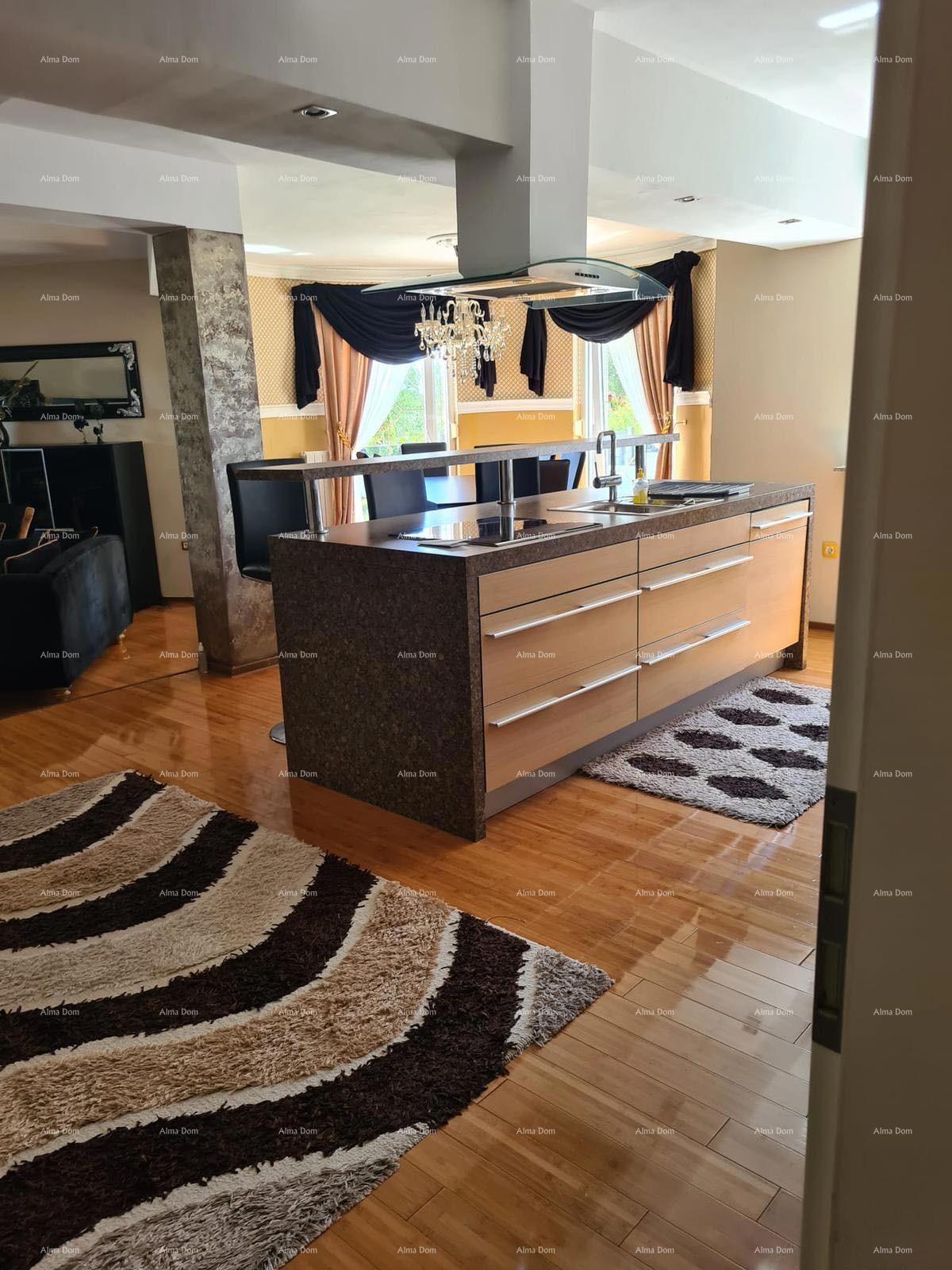 In vendita casa con piscina – Valtura