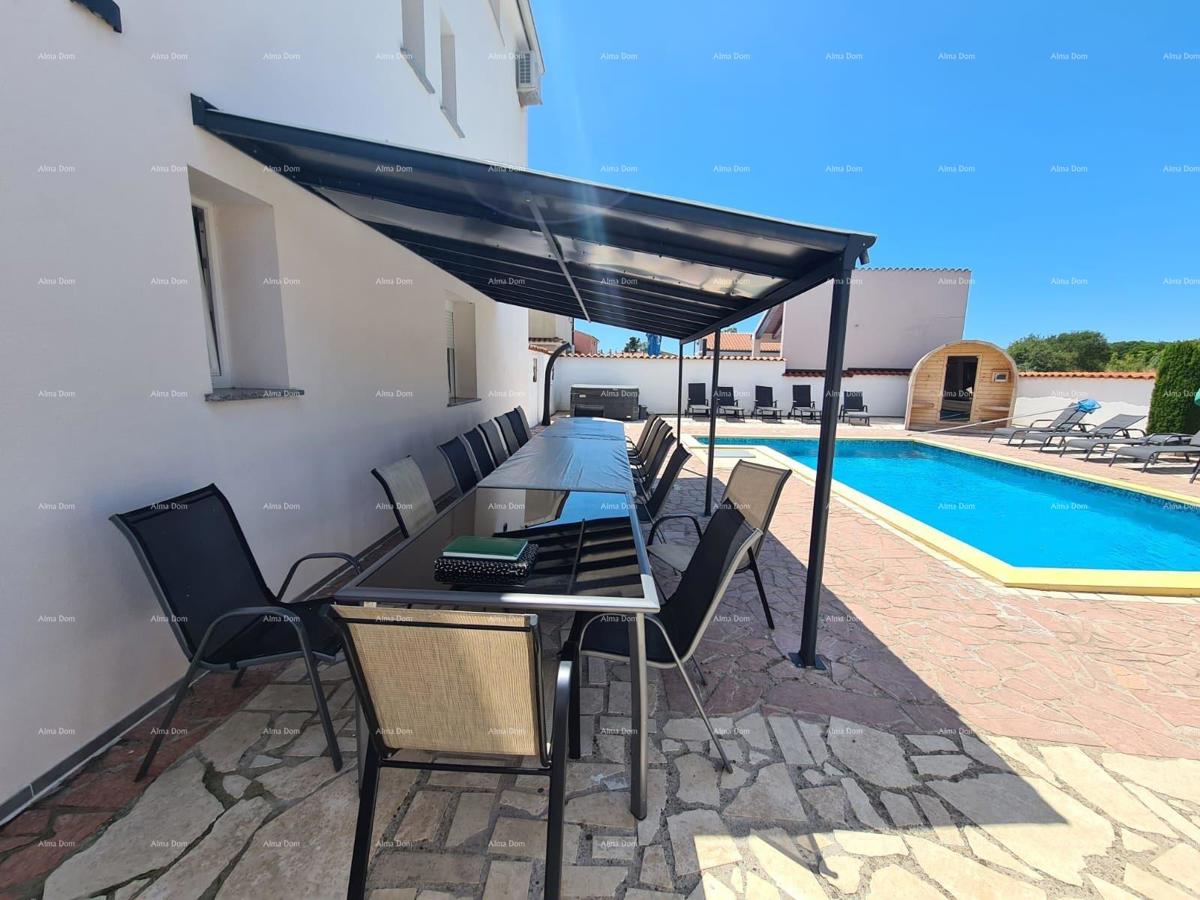 In vendita casa con piscina – Valtura