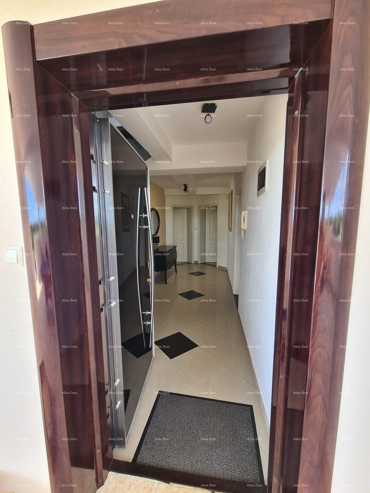 In vendita casa con piscina – Valtura