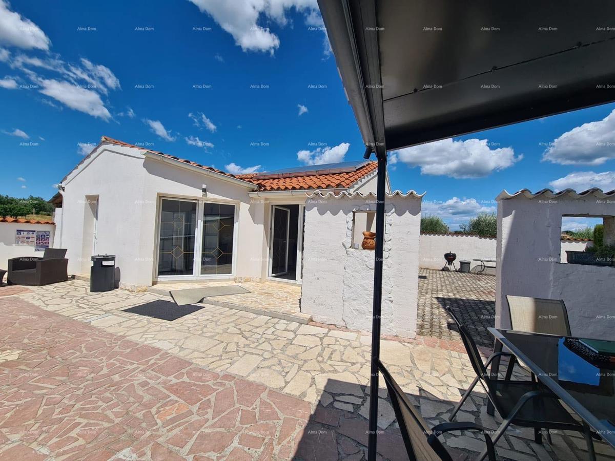 In vendita casa con piscina – Valtura