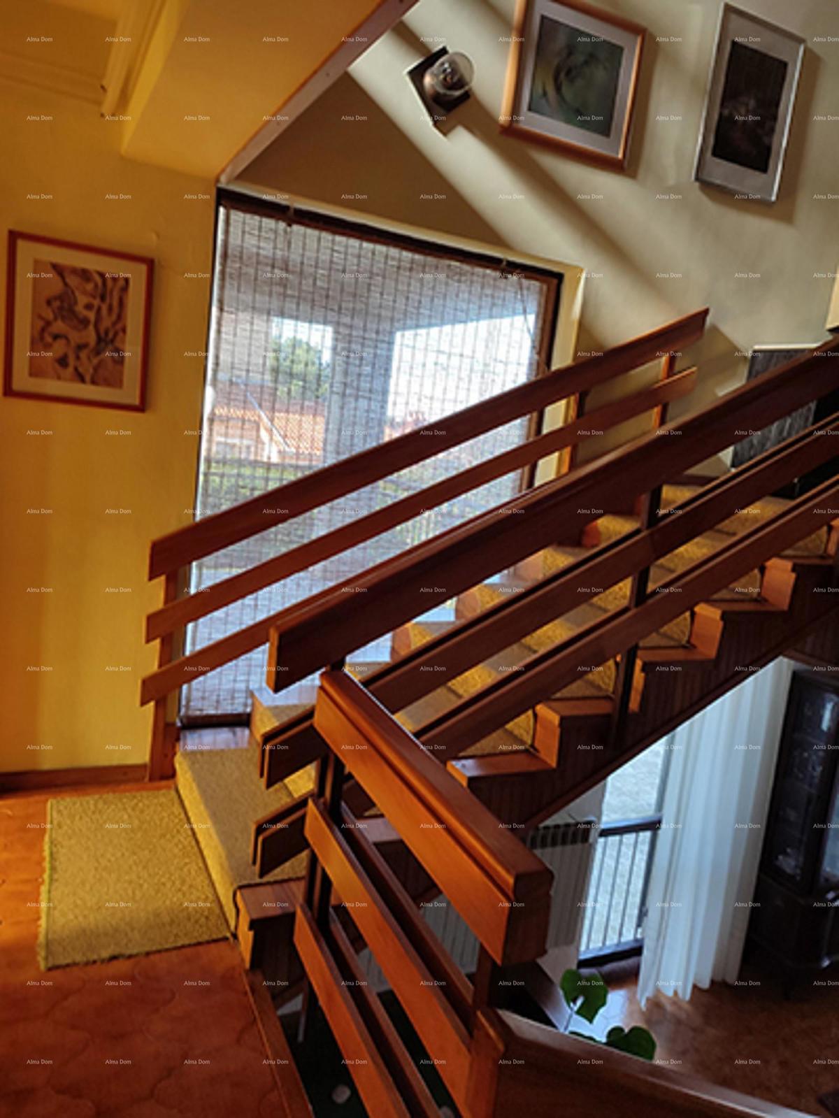 PULA – Škatari, casa unifamiliare con ampio giardino