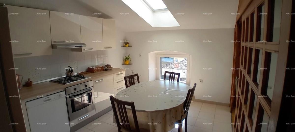 Vendo appartamento nel centro di Pola