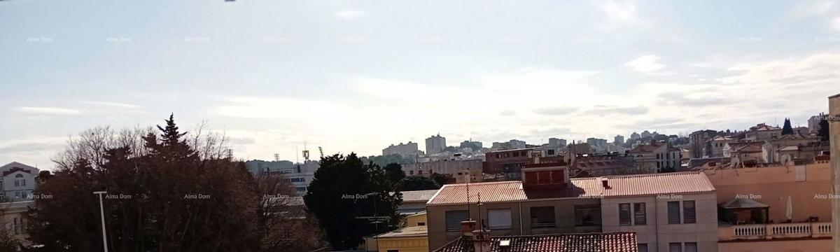 Vendo appartamento nel centro di Pola