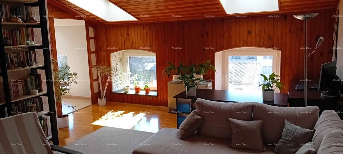 Vendo appartamento nel centro di Pola