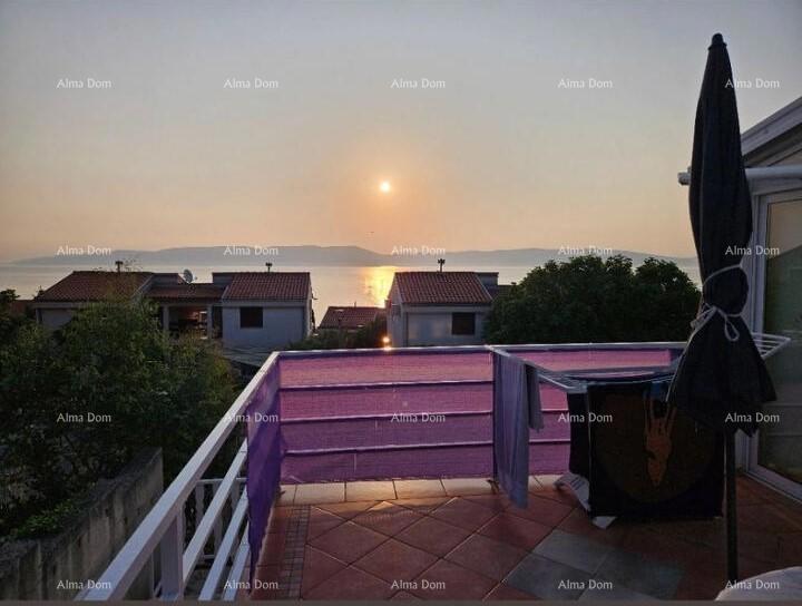 Casa con vista mare a Ravni