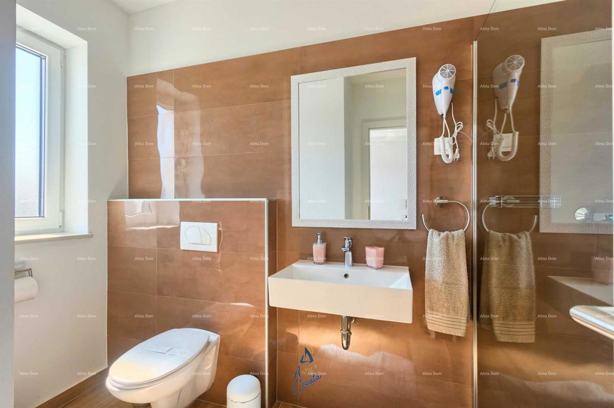 Fažana! Bella villa con piscina.