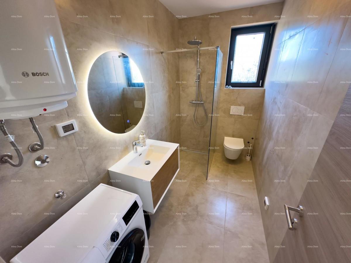 Mukalba. Medolino. Appartamento in un nuovo edificio con la propria piscina