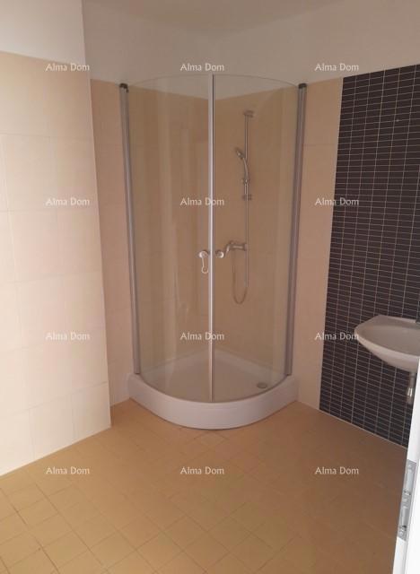 RISERVATO!!! Vendita - appartamento con posto auto in ottima posizione, Pola!