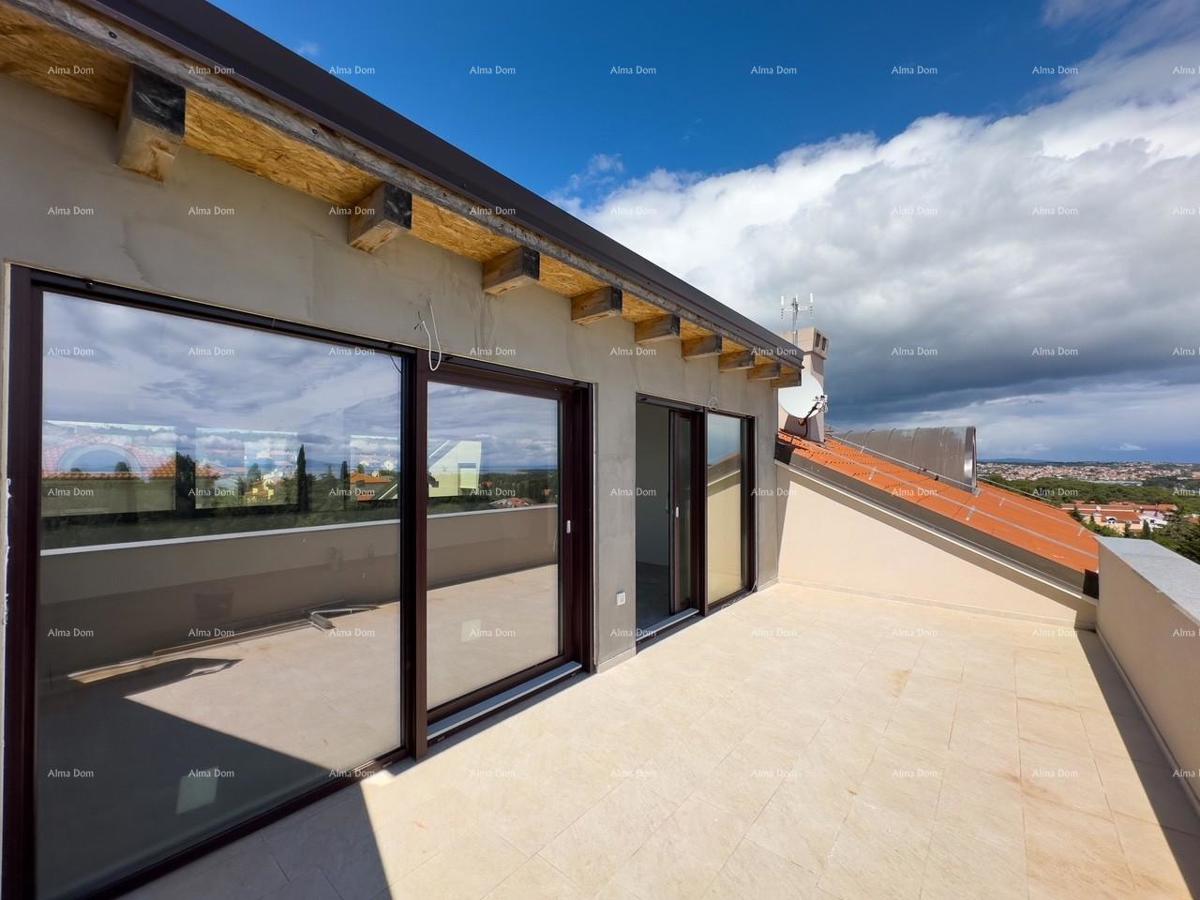 Vendiamo un appartamento con una bellissima vista sul mare! Premantura!