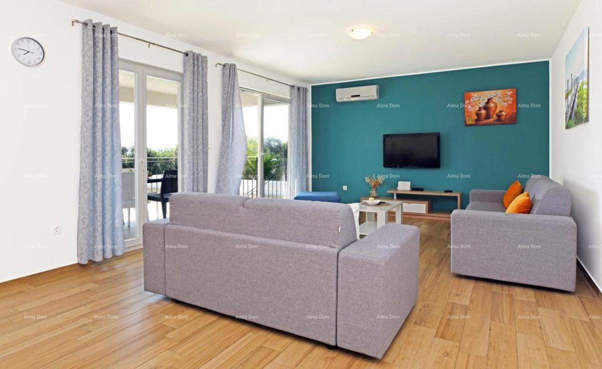 Raša – Villa con piscina privata e giardino