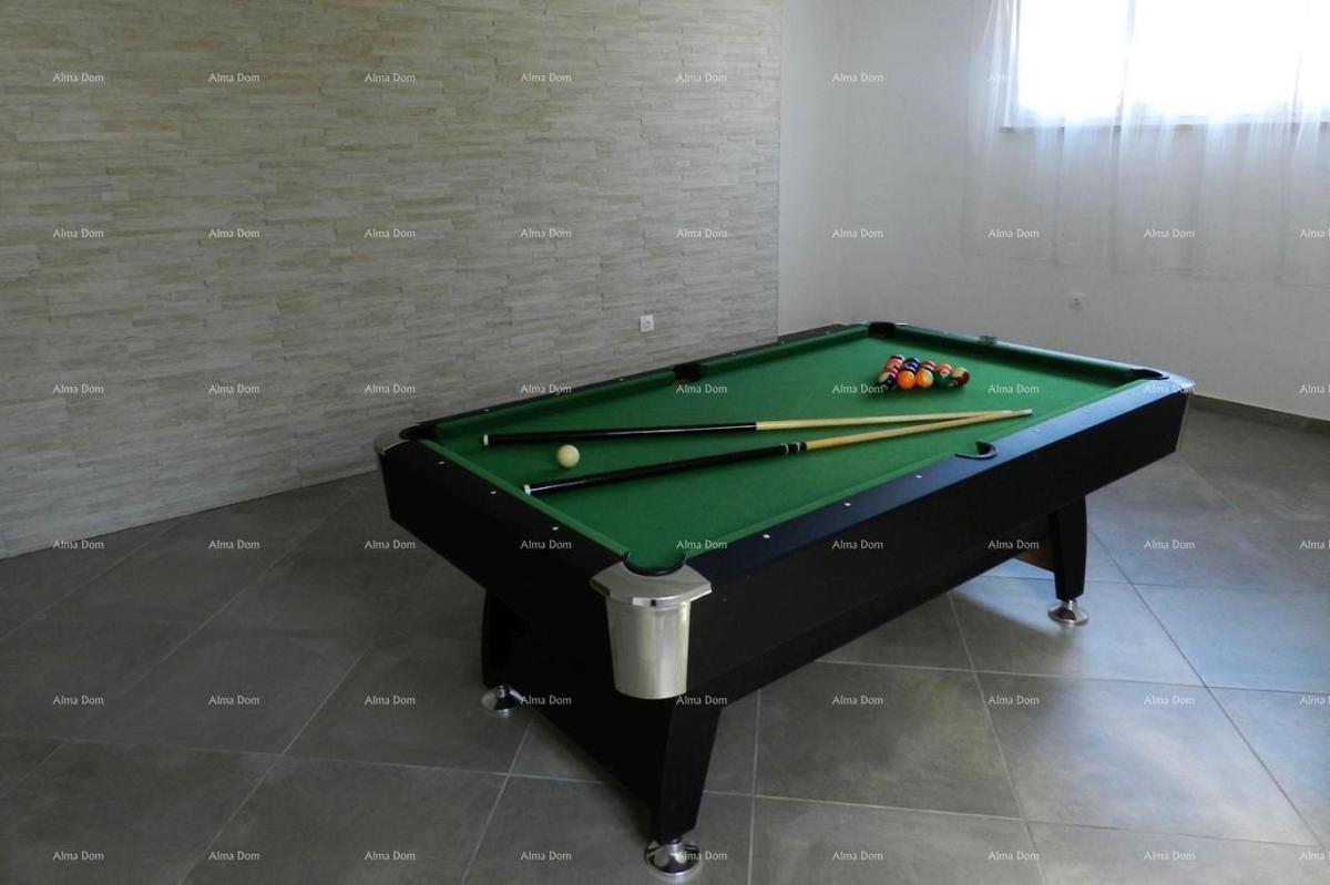 Raša – Villa con piscina privata e giardino