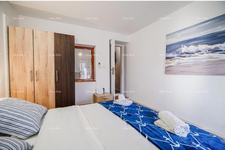 Vendita di un appartamento arredato e ristrutturato - prima fila sul mare! Umago