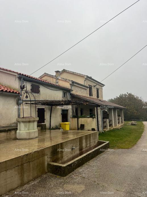 In vendita casa familiare in una zona tranquilla nei dintorni di Labin