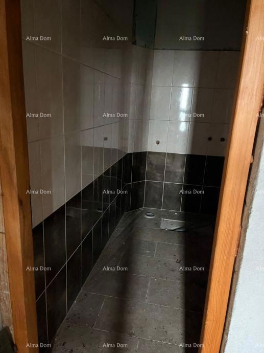 In vendita casa familiare in una zona tranquilla nei dintorni di Labin