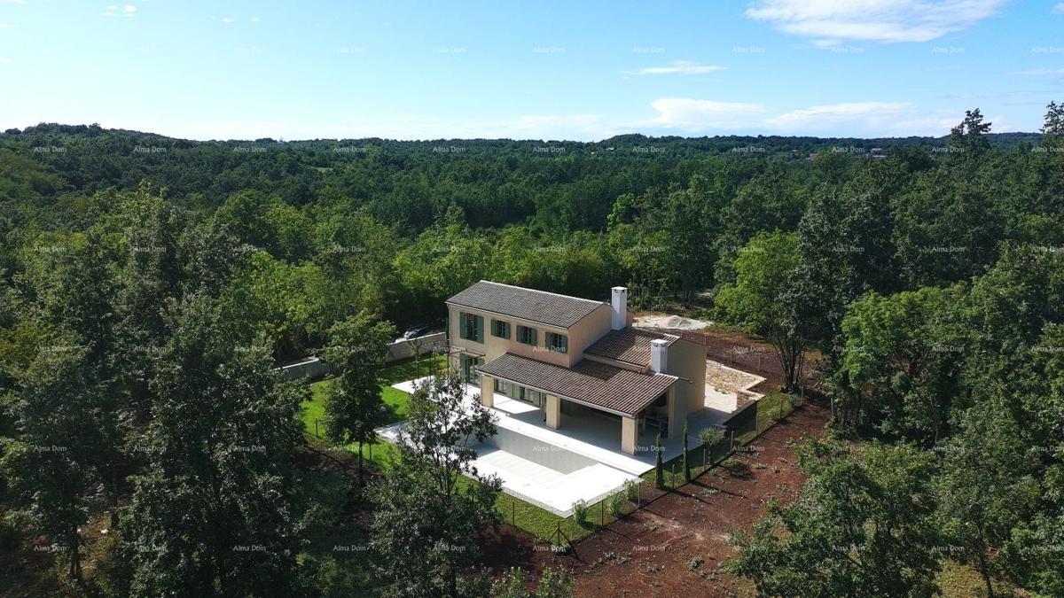 Vendita - ampia casa con piscina in costruzione, vicinanza a Pazin!